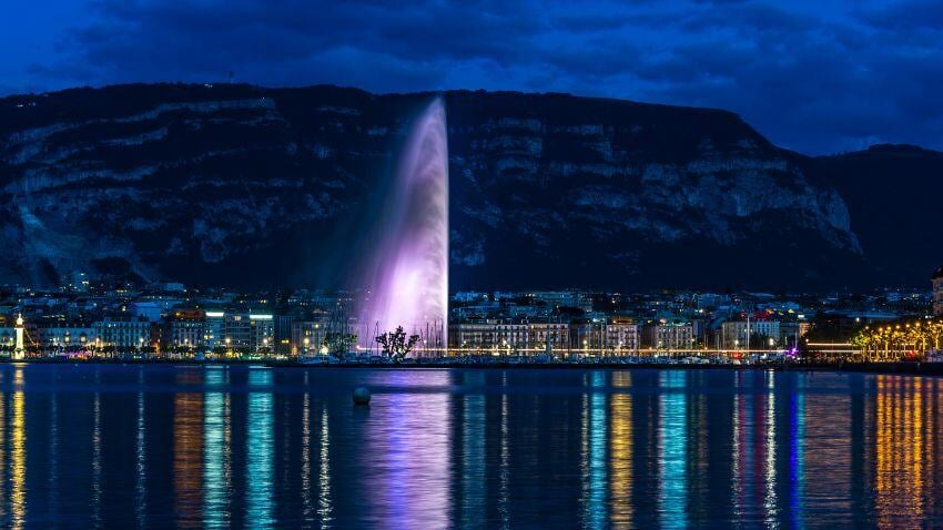 Several boats and ferries will take you on a tour to enjoy one of the largest and most beautiful lakes in Europe, Lake Geneva in Switzerland