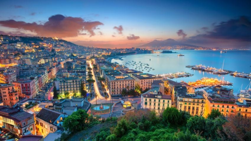 Naples is Southern Italy at its most authentic, with vibrant streets, world-famous pizza, rich history, and easy access to Pompeii and Mount Vesuvius. A must for food lovers and culture seekers