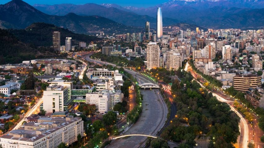 An advantage of Chile is that in many cases expats can obtain a visa within a few weeks, an advantage for those in a hurry