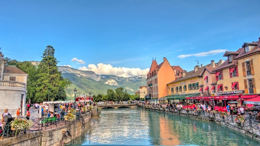 Annecy is a lovely alpine town that provides ideal living conditions
