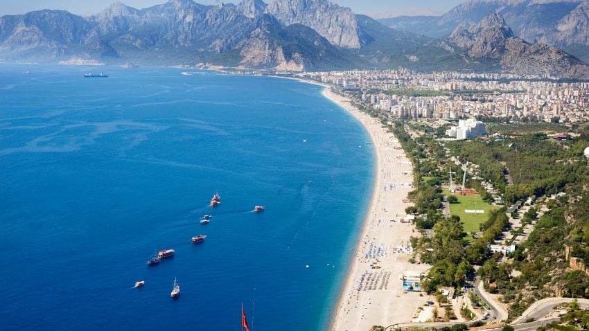 Antalya, Turquia - Além do estilo de vida de férias em Antalya, os expatriados podem aproveitar o crescente mercado imobiliário local.