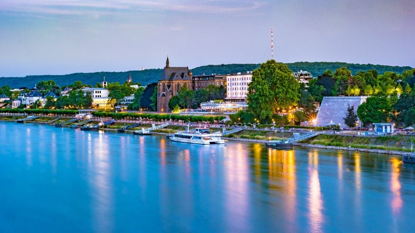 Boon, Germany - Known for its economic strength, Germany faces a demographic challenge due to an aging population, declining birth rates and a shortage of qualified labor in various sectors