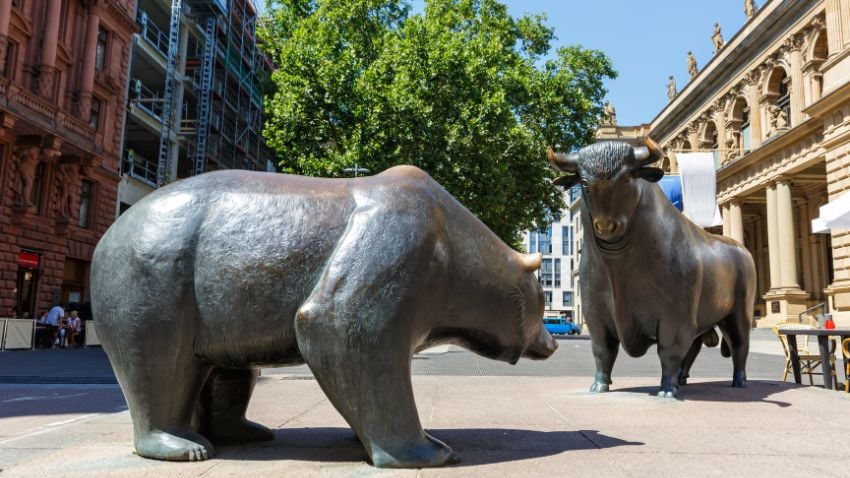 Bull and Bear at Frankfurt Stock Exchanges