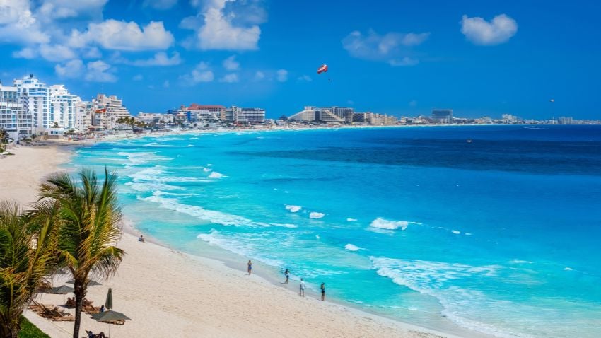 Cancun es uno de los lugares que debes visitar en México