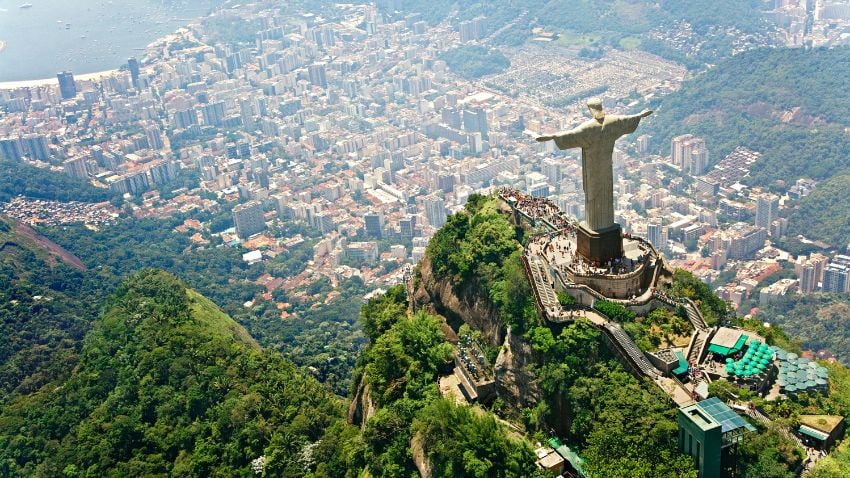 Christ the Redeemer on Corcovado, Rio de Janeiro, Brazil - Whether you prefer unconventional destinations, a gastronomic tour or just the main unmissable tourist spots, Brazil is an unmissable destination in Latin America