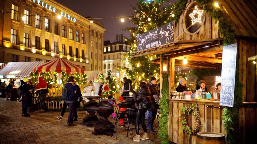 Mercado de Natal em Riga, Letônia