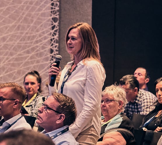 Conference 2 137 copia