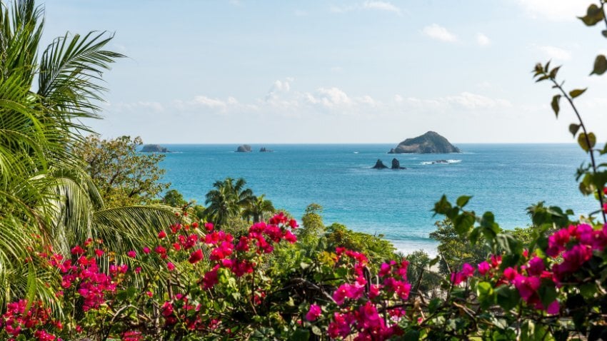 From beach towns to mountain cities, Costa Rica offers diverse expat options. Most choose the Central Valley or Pacific Coast for comfort, access, and quality of life