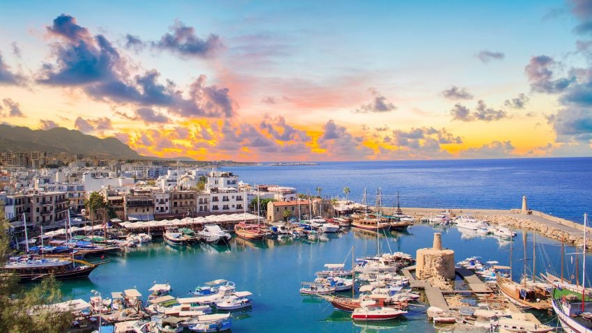 Chipre se ha convertido en la puerta de entrada perfecta para operaciones económicas e inversiones en toda la Unión Europea
