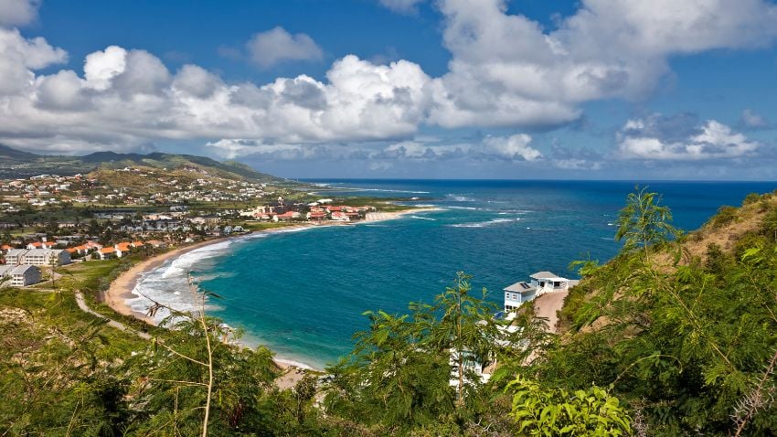 Descubriendo Los Encantos De San Cristóbal Y Nieves: Una Guía Para Asegurar La Residencia En El Caribe