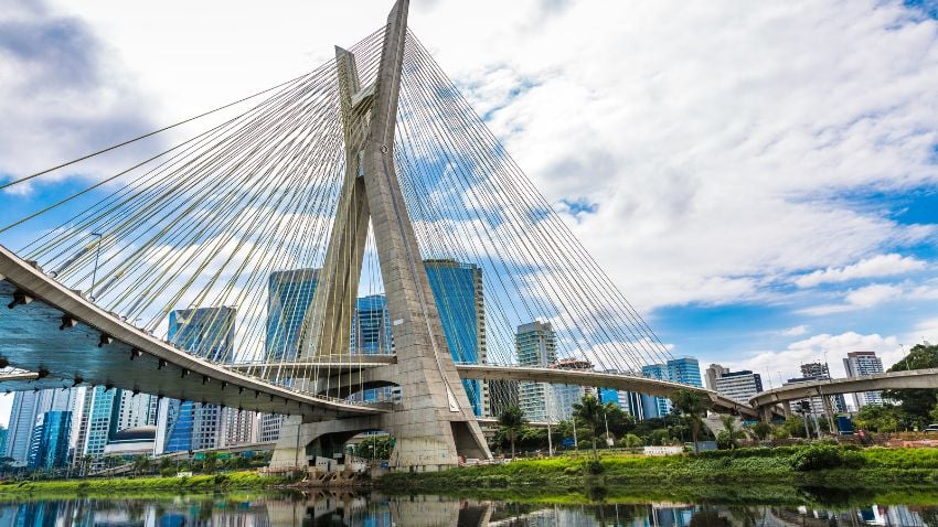 Ponte Estaiada em São Paulo, Brasil