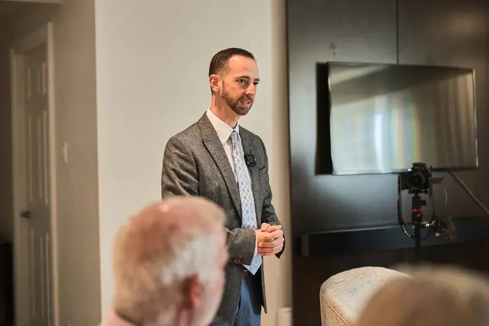 Mikkel Thorup giving a live presentation