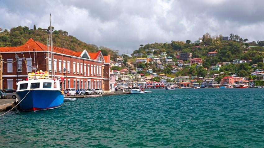 Living in Grenada as an expat could be a good experience for you and for your family