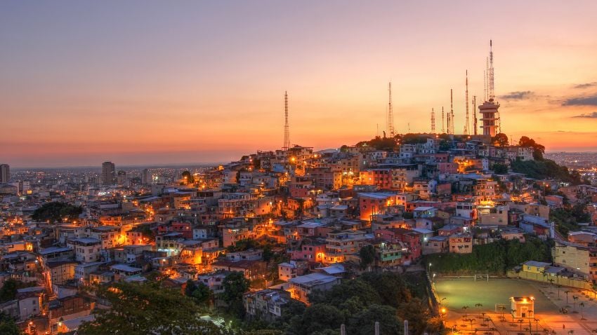 Guayaquil, Equador -  Embora o Equador possa não receber a nota máxima em segurança, ele tem algumas coisas a seu favor. Para começar, a renda de origem estrangeira não é tributada. Além disso, é um dos países mais fáceis na hora de obter residência. 