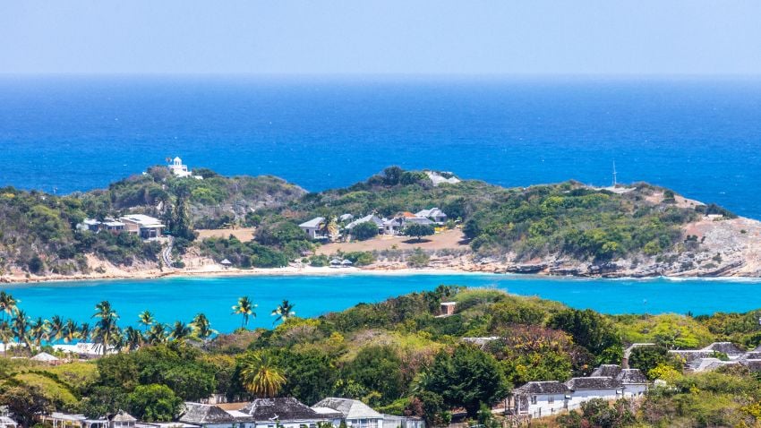 Antígua e Barbuda é um país muito turístico e o inglês é a língua oficial