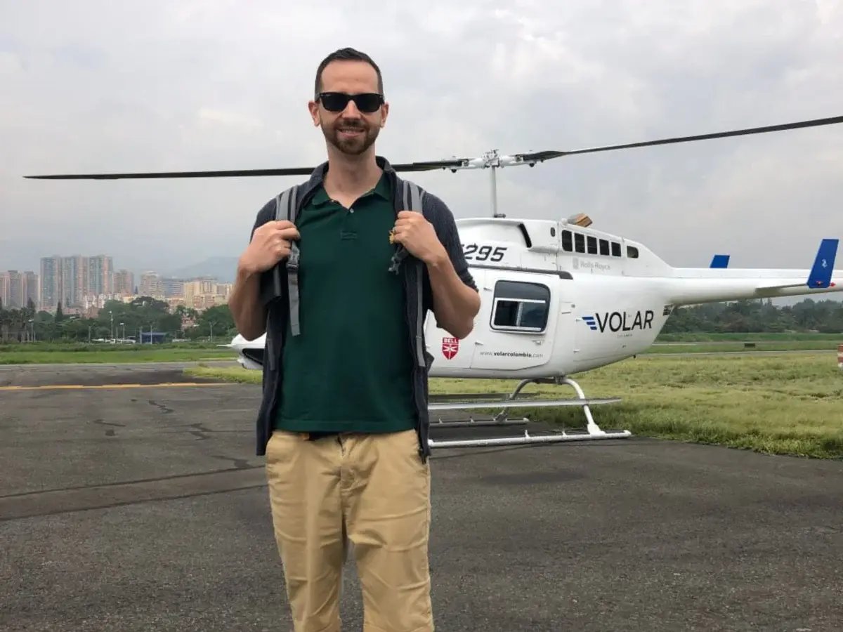 Mikkel Thorup with an Helicopter at background-1