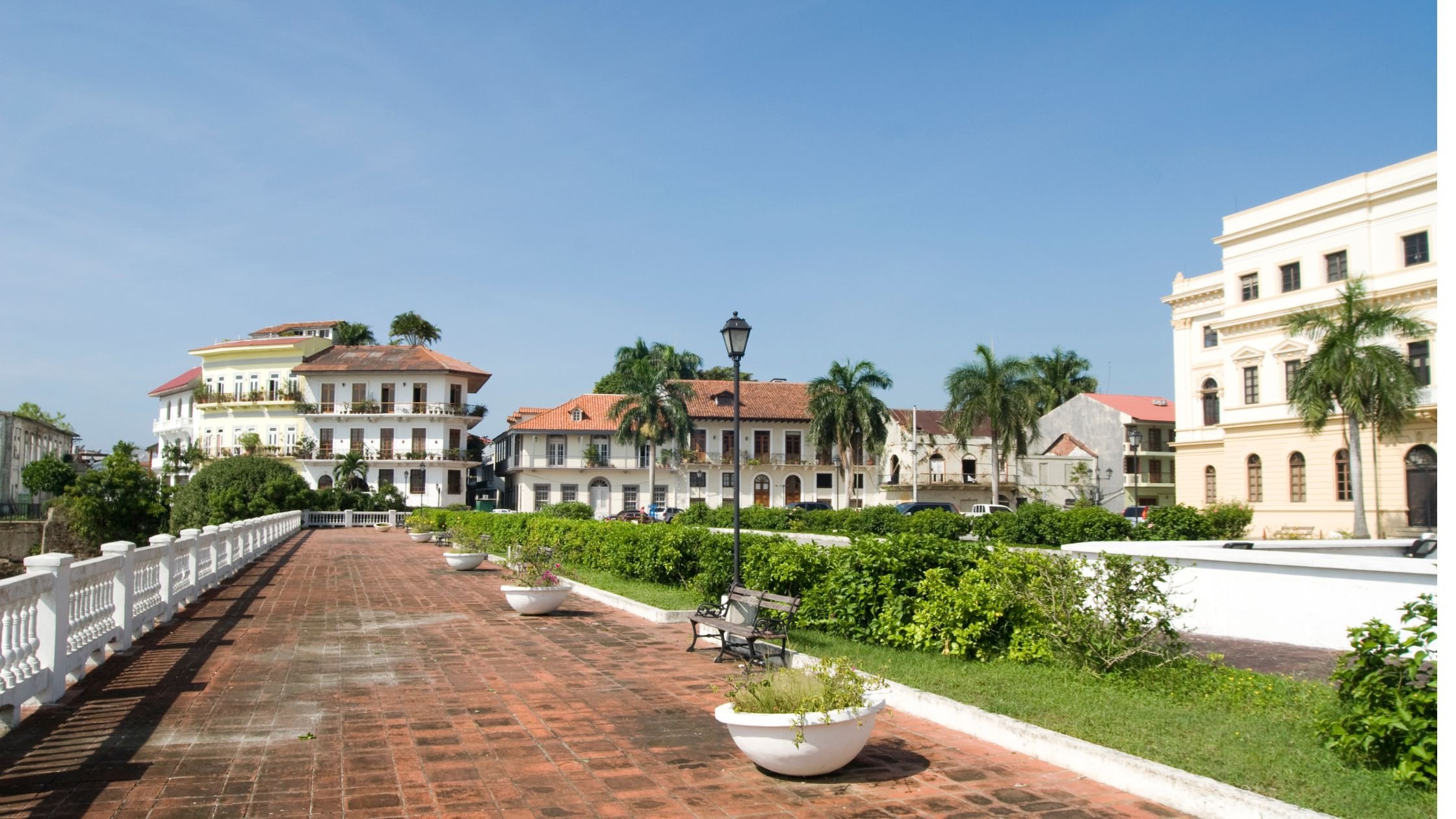 Casco Viejo, também conhecido como Casco Antiguo ou San Felipe, é o bairro histórico da Cidade do Panamá.