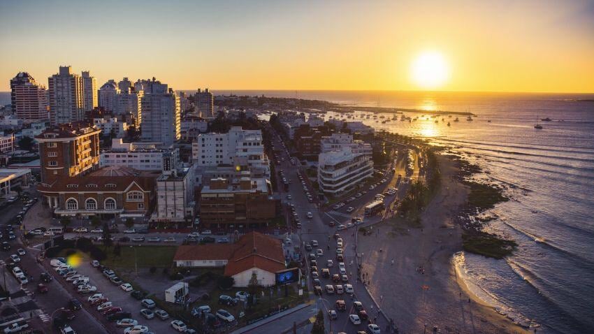 Uruguay, known for its peace and stability, offers safety, property rights, and an 11-year tax holiday on foreign income. With European charm and low corruption, it’s a smart option for a Plan-B