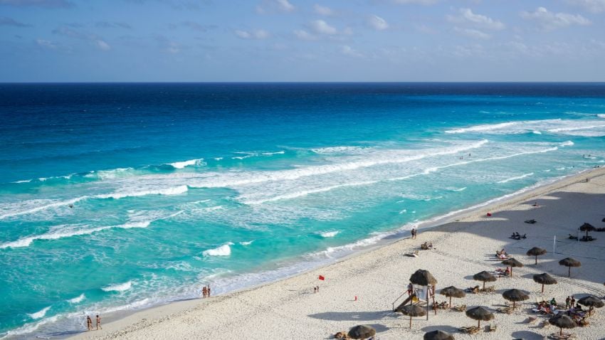 Resort em Cancún, México - Muitos aposentados optam por seguros de saúde privados adaptados aos expatriados, com uma rede de segurança que lhes permite desfrutar da vida com tranquilidade. Recomendamos Asa de Segurança