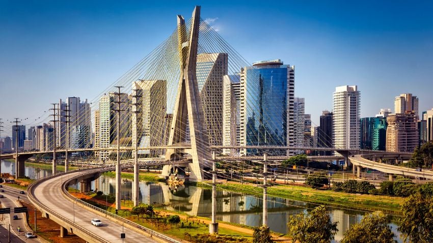 São Paulo é uma megalópole, um dos centros econômicos mais importantes do país