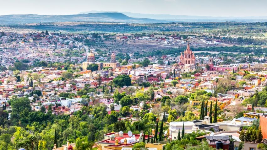 Explora el encanto encantador de San Miguel De Allende, donde la historia se encuentra con la vitalidad