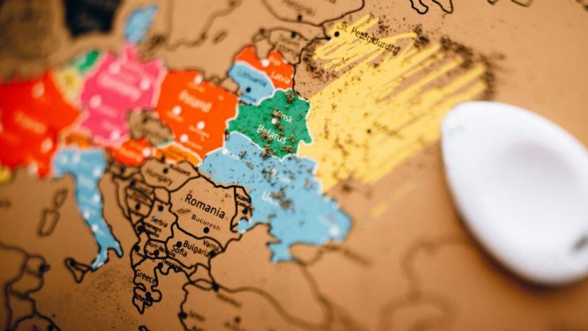 One of the best gifts for an expat is a family travel package and a scratch-off world map. As you create memories, scratch off the places you’ve been and plan your next adventure!