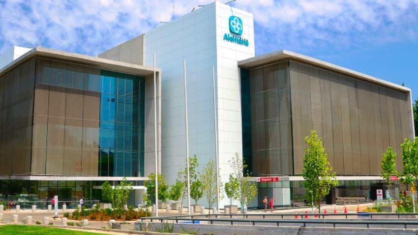 The quality of care is remarkably consistent across the country, but Santiago, Viña del Mar, and Concepción are the true healthcare centres