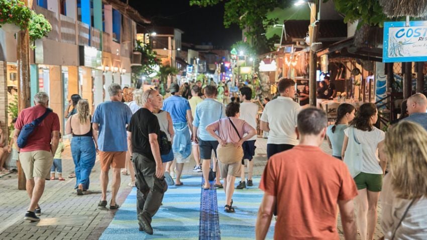 Safety in Brazil varies by region, but many expats enjoy a comfortable lifestyle with simple precautions. In cities like Fortaleza, a vibrant atmosphere and strong community make it welcoming for residents and visitors alike