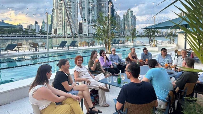 Empoderando a expatriados y personas enfocadas en la libertad con herramientas y estrategias para prosperar en el extranjero. Asegura hoy tu hoja de ruta hacia la prosperidad offshore