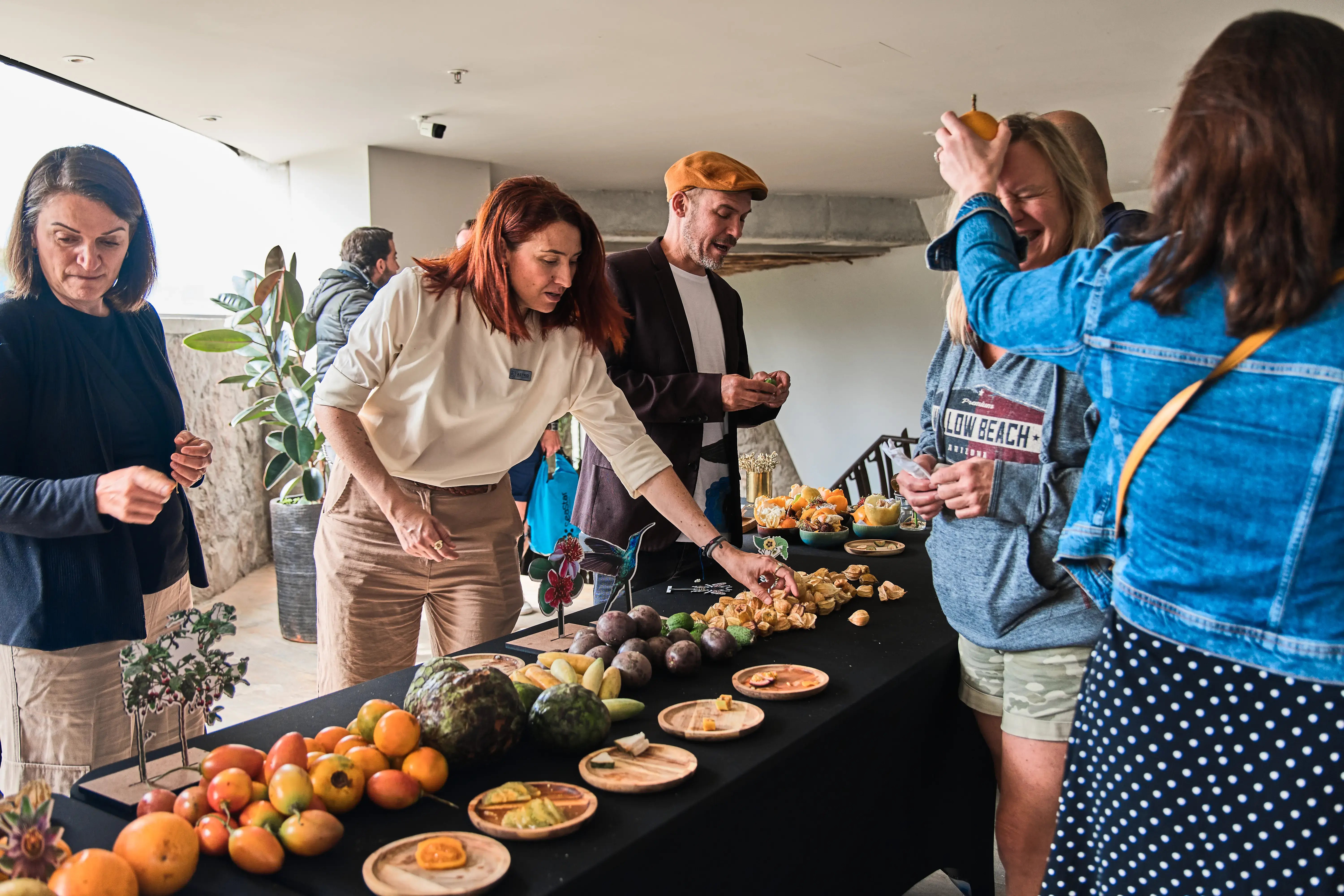 Clients enjoying the buffet during the Colombia 2025 tour