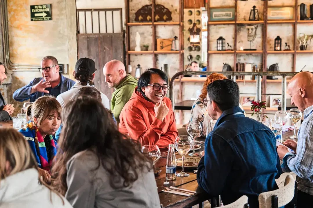 Clients enjoying the buffet during the Colombia 2025 tourr