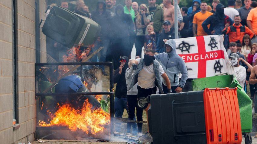 Riots In The UK: Key Insights For Expats