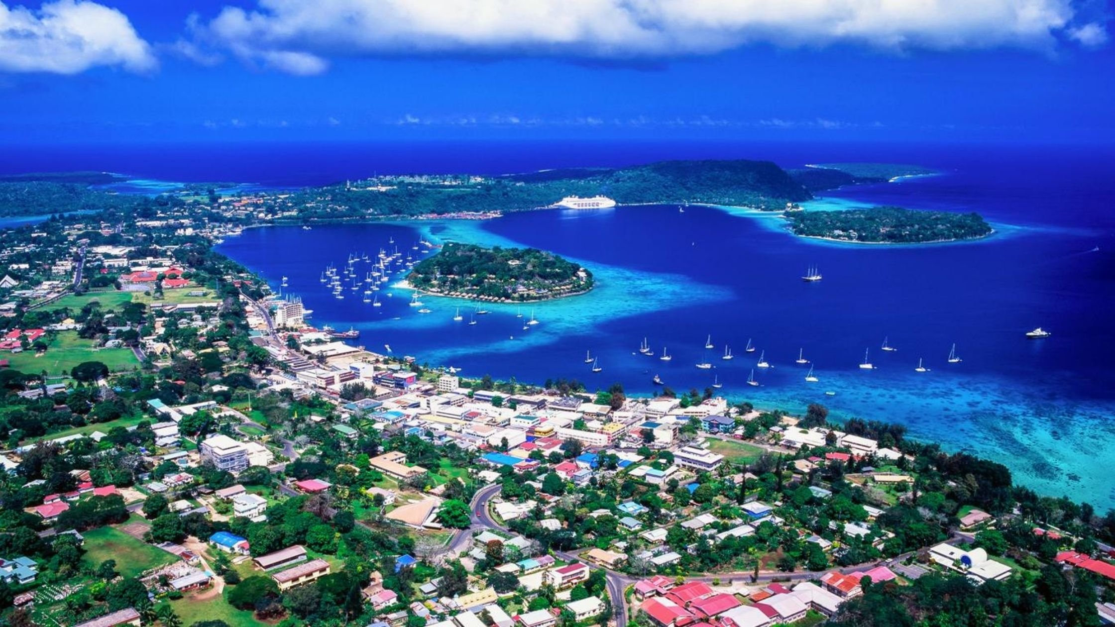 Vista desde lo alto de Port Vila, Capital de Vanuatu 
