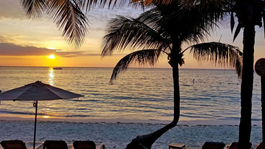 Beach in Honduras at sunset