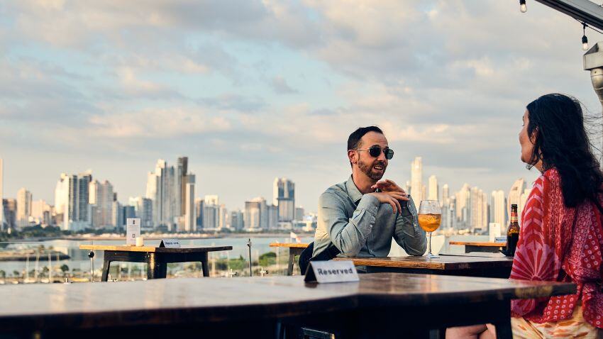 5 Reasons Real Experience Beats AI In Guiding Your Expat Journey