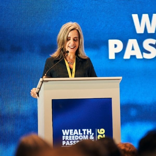 Mailyn Salabarria - Political Commentator