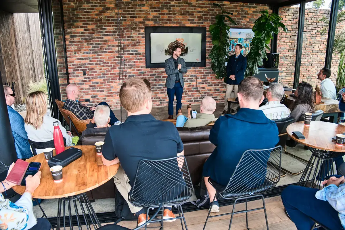 EM Colombia 81 (1)-1